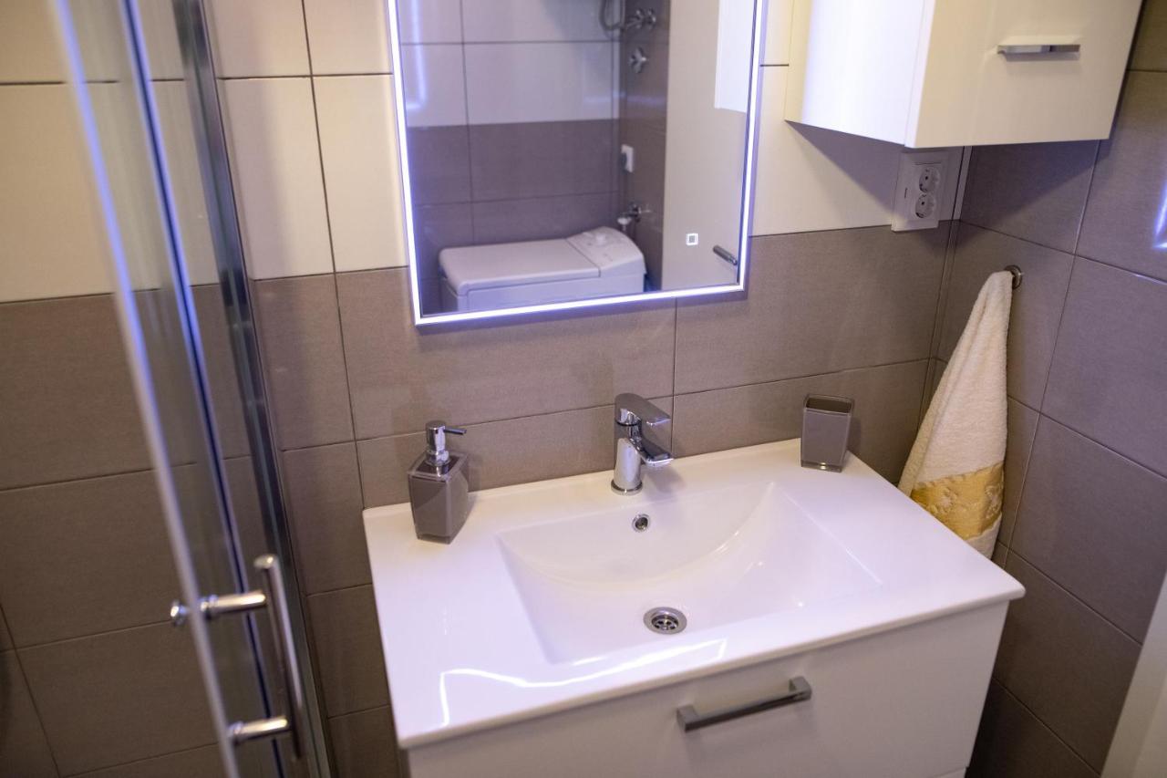 Dimani Lägenhet Split Exteriör bild